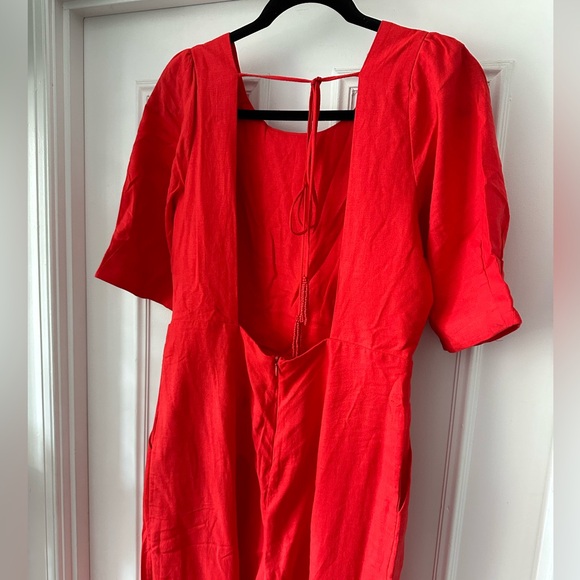 Farm rio red linen backless jumpsuit NWT - Picture 3 of 6